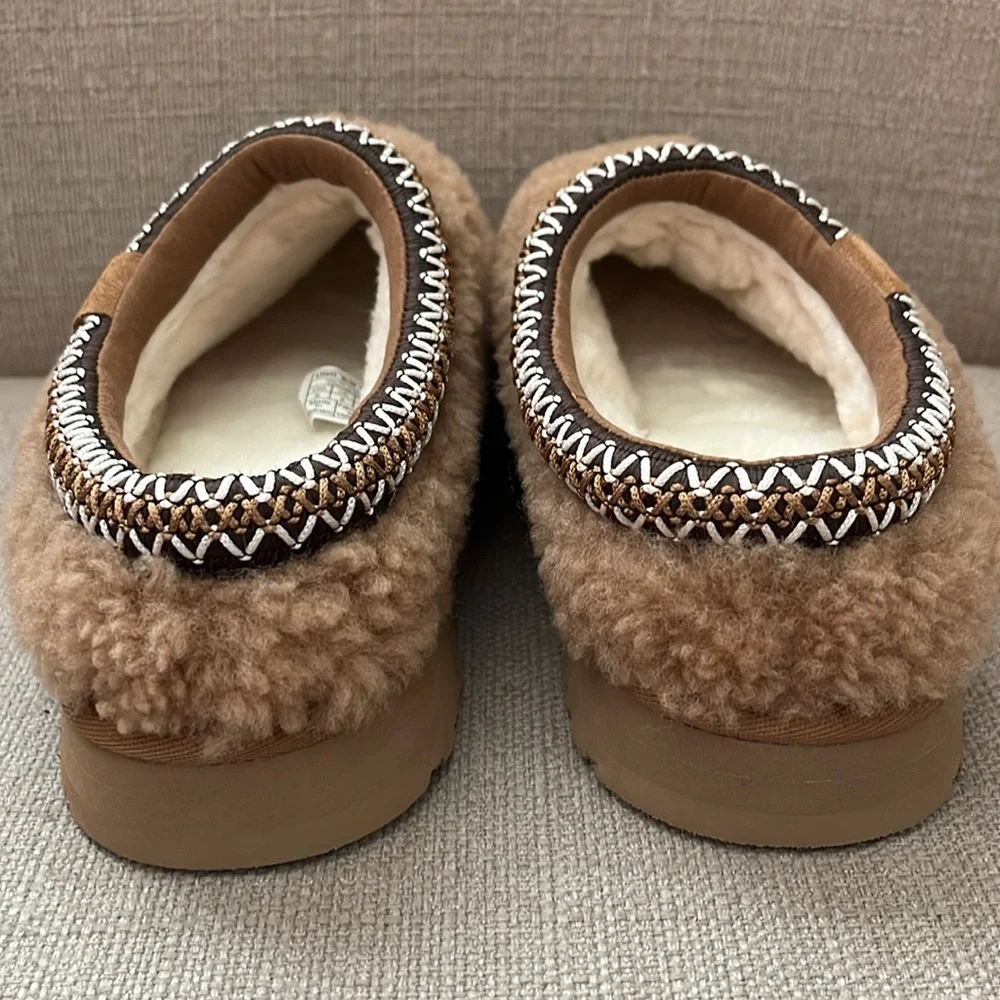 NEW UGG Kids Tazz Maxi Curly Genuine Shearling Slipper Size 5